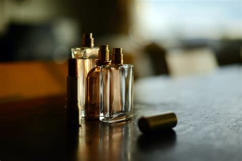 diferencias entre parfum y eau de parfum|que es eau de perfume.